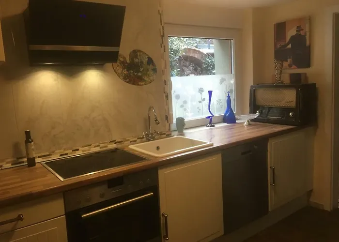 Gaestehaus Chateau D'orsay * 라인스버그