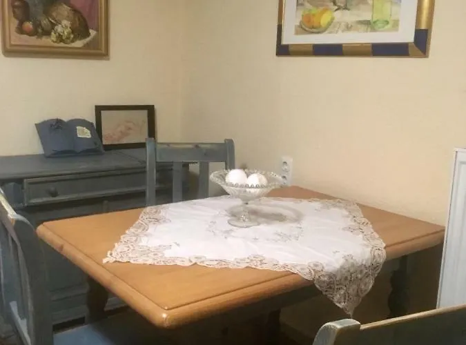 Semesterbostad Gaestehaus Chateau D'orsay