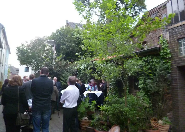 펜션 Gaestehaus Chateau D'orsay *