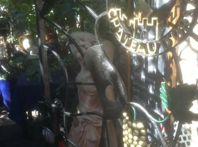 Gaestehaus Chateau D'orsay * 라인스버그